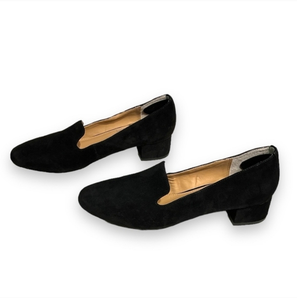 ME TOO Gwen Suede Block Heel Loafer - Picture 4 of 6